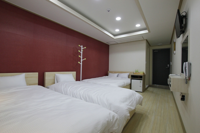 Imagen de la habitación del Hotel Kota. Foto 6