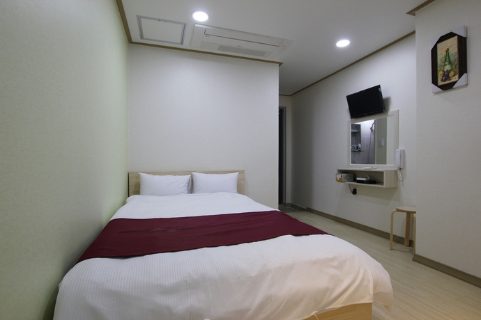 Imagen de la habitación del Hotel Kota. Foto 10