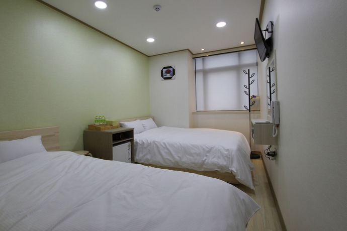 Imagen de la habitación del Hotel Kota. Foto 13