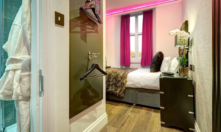 Imagen de la habitación del Hotel Kotel Windermere. Foto 4