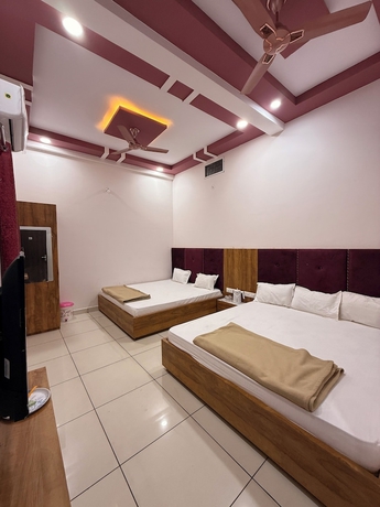 Imagen de la habitación del Hotel Koti Tirth. Foto 11