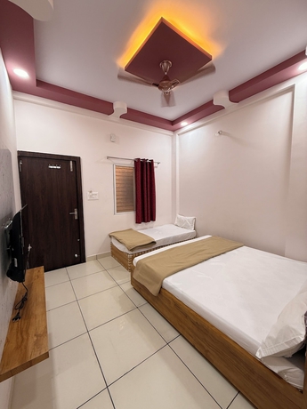 Imagen de la habitación del Hotel Koti Tirth. Foto 14