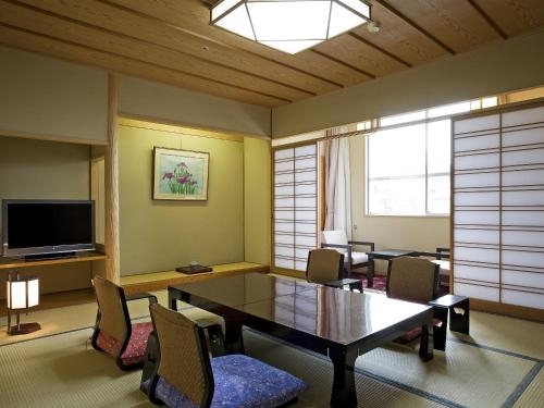 Imagen de la habitación del Hotel Kotohira Grand Sakuranosho. Foto 8