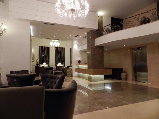 Imagen de los interiores del Hotel Kotoni. Foto 13