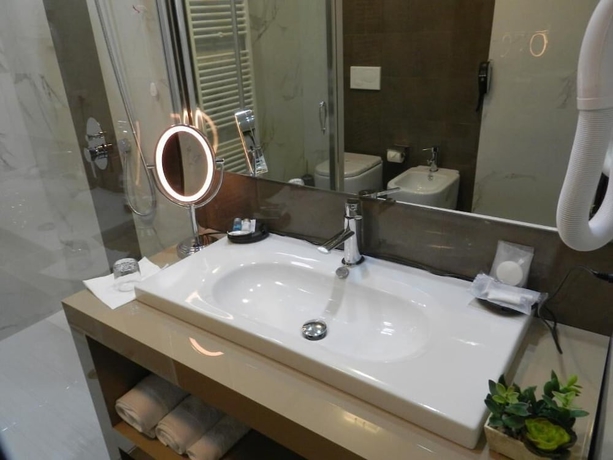 Imagen de la habitación del Hotel Kotoni. Foto 10