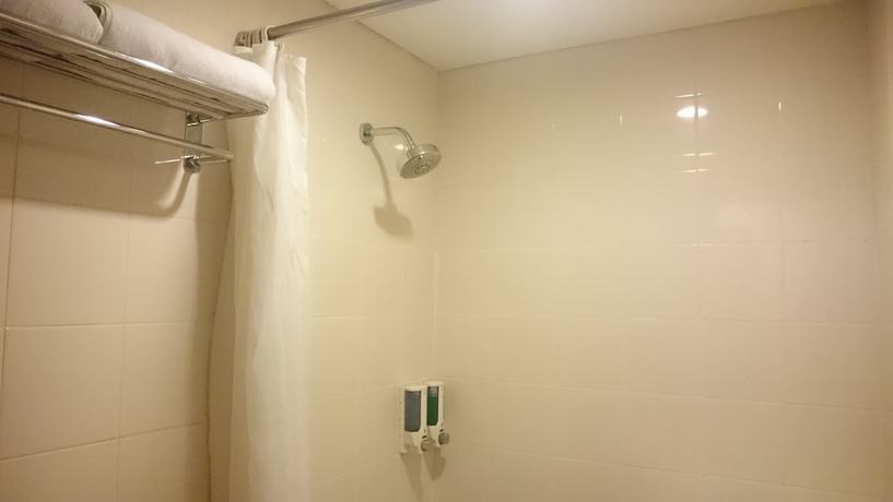 Imagen de la habitación del Hotel Kotta Go Yogyakarta. Foto 10