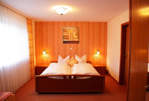 Imagen de la habitación del Hotel Köhlers Krone. Foto 13