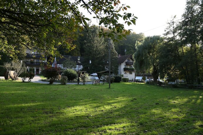 Imagen general del Hotel K&ouml;hlichs Paradeism&uuml;hle. Foto 3