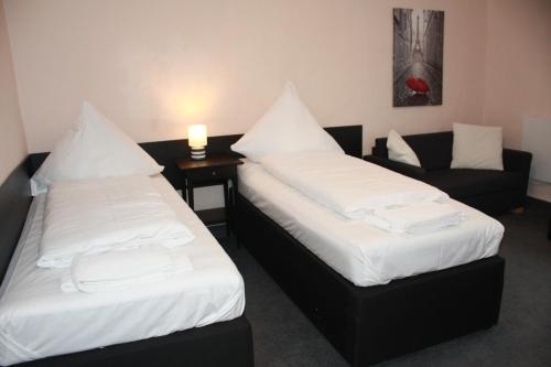 Imagen de la habitación del Hotel K&ouml;lner Hof, M&uuml;lheim an der Ruhr. Foto 8