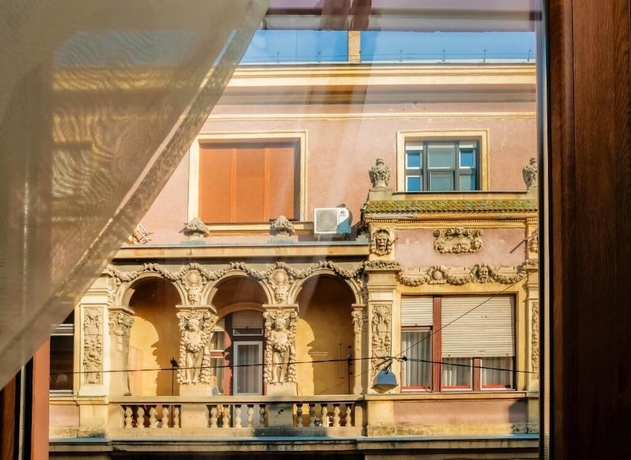 Imagen de los interiores del Hotel K&ouml;nig, Pecs. Foto 10