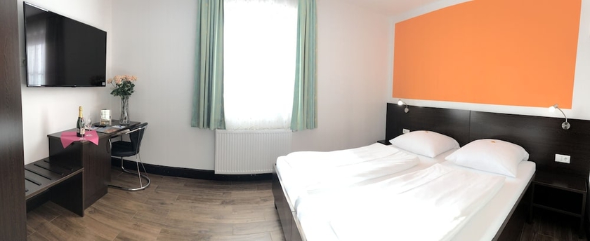 Imagen de la habitación del Hotel König, Simmering. Foto 13