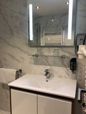 Imagen de la habitación del Hotel König, Simmering. Foto 18