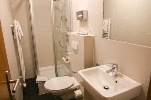 Imagen de la habitación del Hotel K&ouml;niger. Foto 6