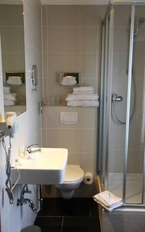 Imagen de la habitación del Hotel K&ouml;niger. Foto 13