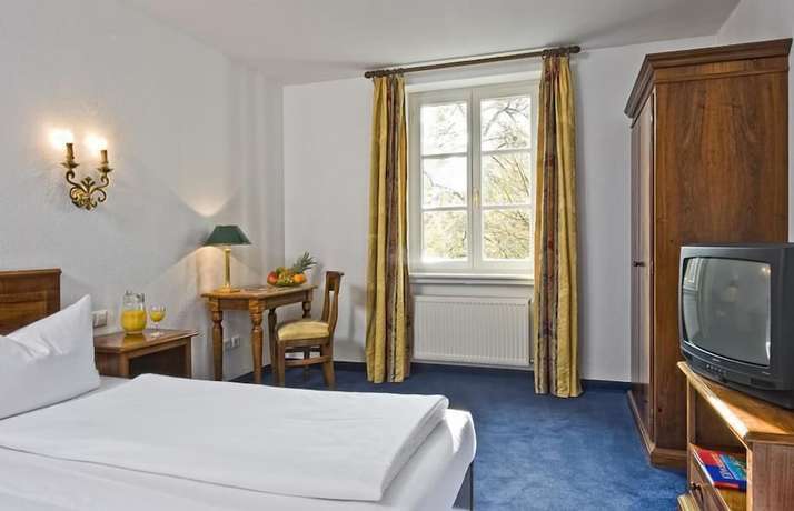 Imagen de la habitación del Hotel K&ouml;nigin Olga. Foto 10