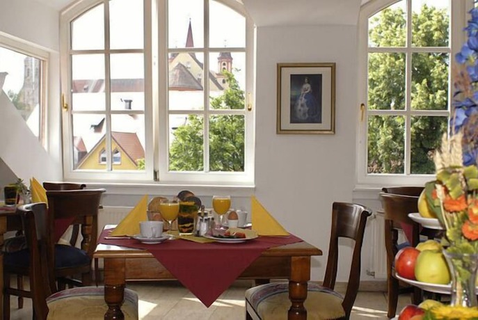 Imagen del bar/restaurante del Hotel K&ouml;nigin Olga. Foto 6