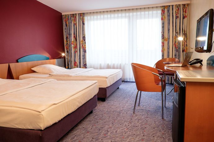 Imagen de la habitación del Hotel K&ouml;nigshof am Funkturm Business. Foto 8