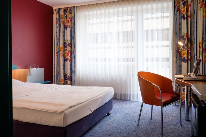 Imagen de la habitación del Hotel K&ouml;nigshof am Funkturm Business. Foto 10