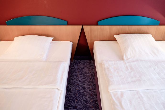 Imagen de la habitación del Hotel K&ouml;nigshof am Funkturm Business. Foto 11