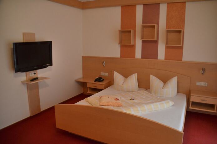 Imagen general del Hotel K&ouml;nigsteiner Hof. Foto 2