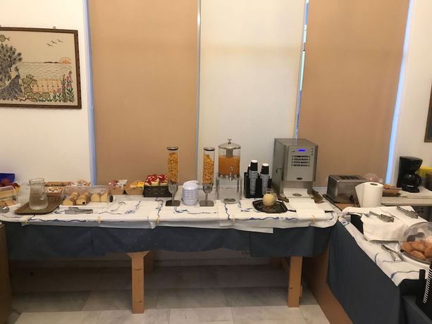 Imagen del bar/restaurante del Hotel Kourkoumelata. Foto 5