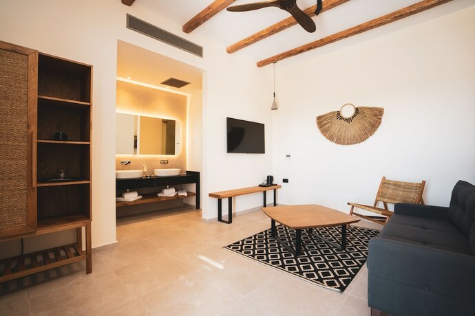 Imagen general del Hotel Kouros Blanc Resort and Suites. Foto 8