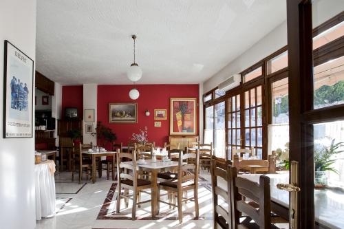 Imagen de la habitación del Hotel Kouros, Delfos. Foto 6