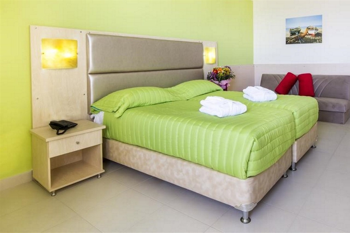 Imagen general del Hotel Kouros Palace. Foto 7