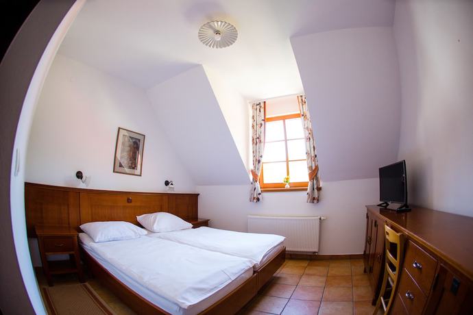 Imagen de la habitación del Hotel Kovac. Foto 2