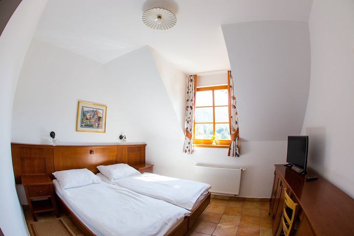 Imagen de la habitación del Hotel Kovac. Foto 4