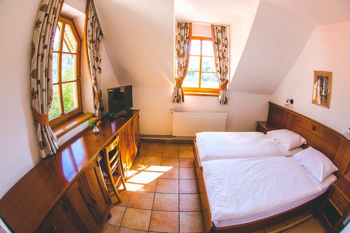 Imagen de la habitación del Hotel Kovac. Foto 11