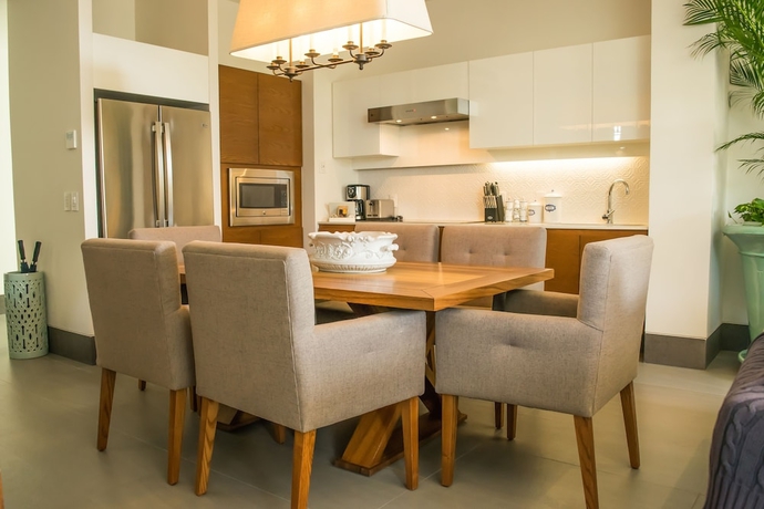 Imagen de la habitación del Hotel Kovay Gardens. Foto 15