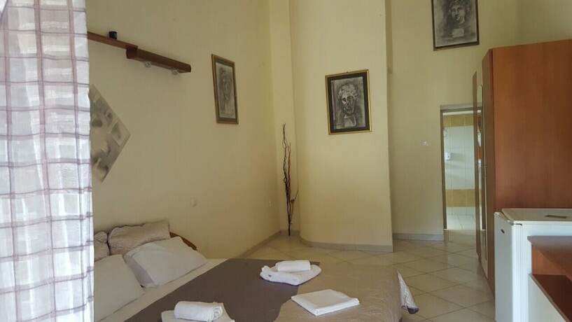 Imagen de la habitación del Hotel Koviou Holiday Village. Foto 19