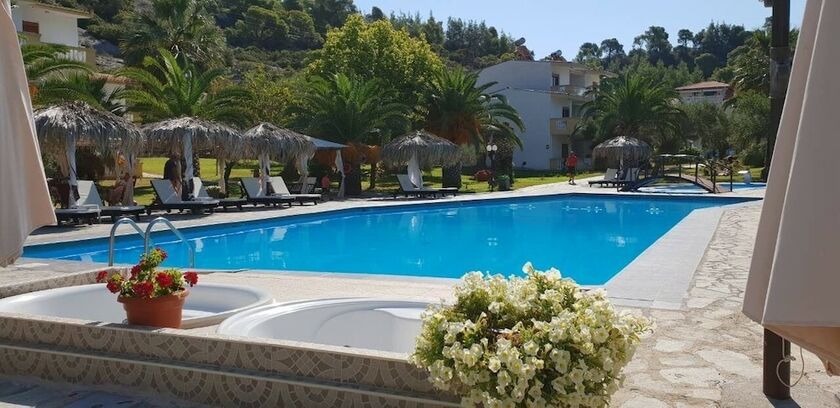 Imagen general del Hotel Koviou Holiday Village. Foto 15