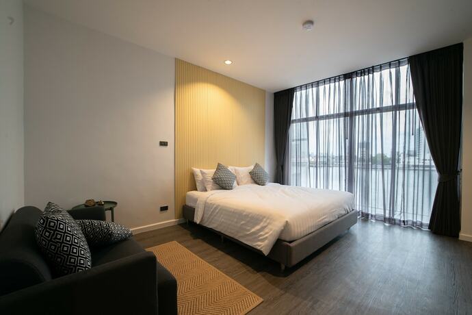 Imagen de la habitación del Hotel Kowtha Rivertel. Foto 2