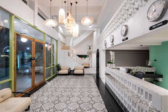 Imagen de los interiores del Hotel Kowtha Rivertel. Foto 18
