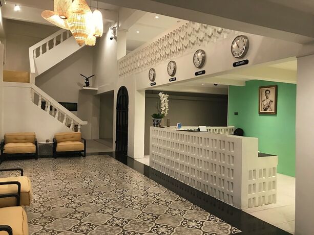 Imagen de los interiores del Hotel Kowtha Rivertel. Foto 20