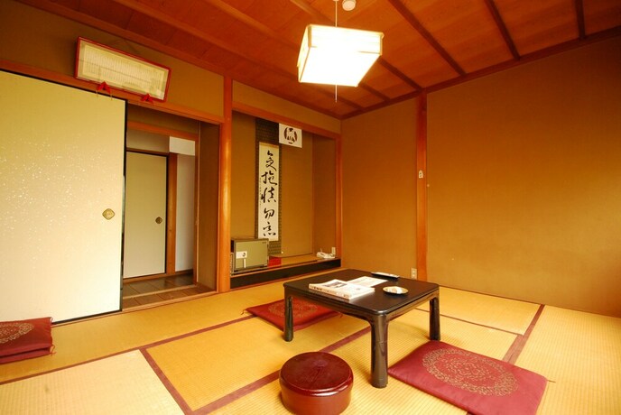 Imagen de la habitación del Hotel Koyasan Saizenin. Foto 25