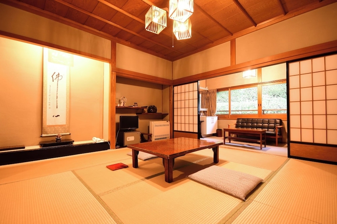 Imagen de la habitación del Hotel Koyasan Shukubo Fugenin. Foto 2