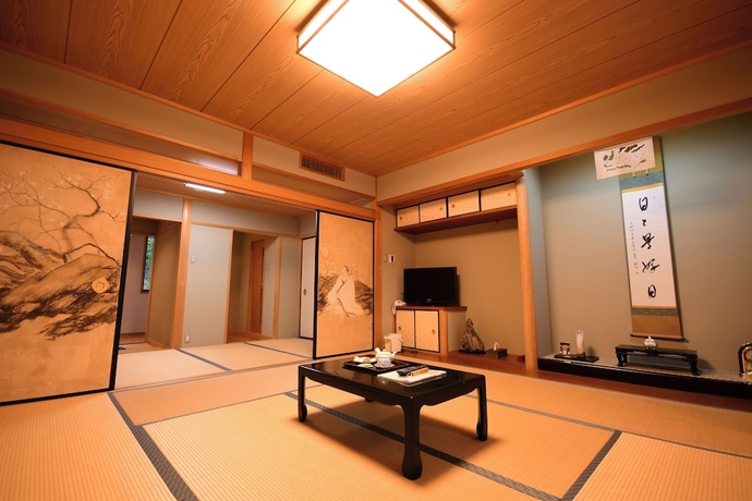 Imagen de la habitación del Hotel Koyasan Shukubo Fugenin. Foto 5