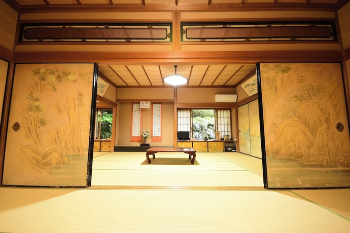 Imagen de la habitación del Hotel Koyasan Shukubo Fugenin. Foto 11