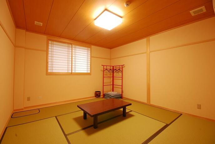 Imagen de la habitación del Hotel Koyasan Syukubo Zofukuin. Foto 16