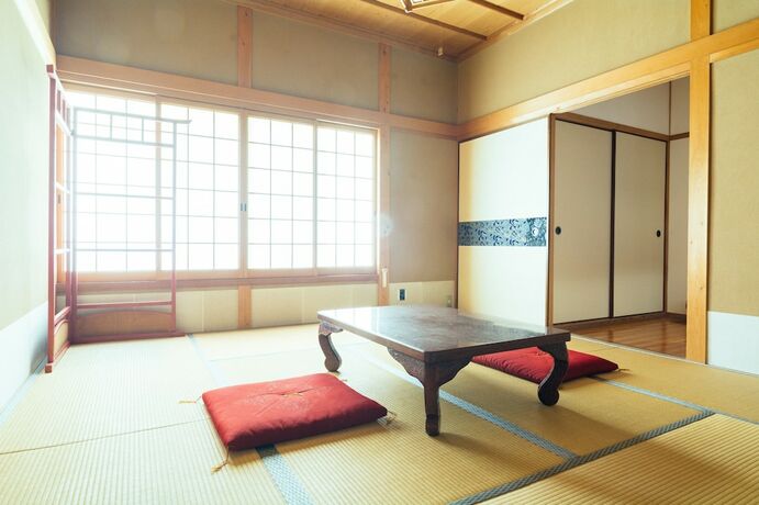 Imagen de la habitación del Hotel Koyasan Syukubo Zofukuin. Foto 17