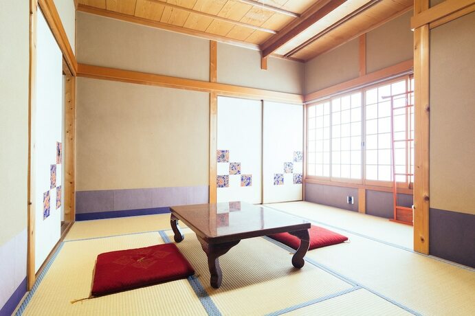 Imagen de la habitación del Hotel Koyasan Syukubo Zofukuin. Foto 19