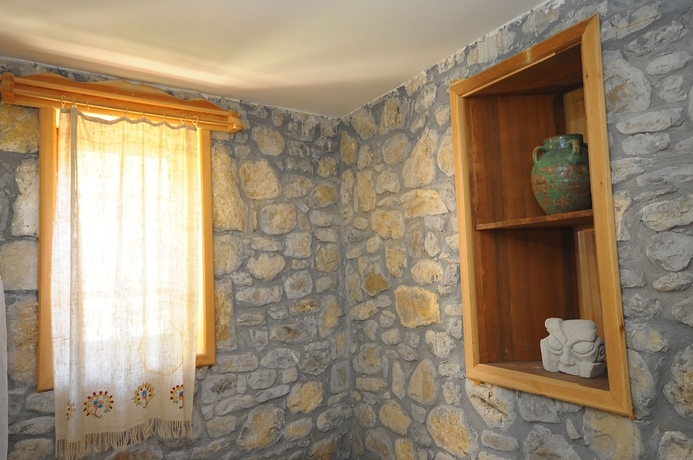 Imagen de la habitación del Hotel Koyevi Olympos Countryhouse. Foto 3