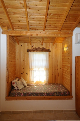 Imagen de la habitación del Hotel Koyevi Olympos Countryhouse. Foto 4