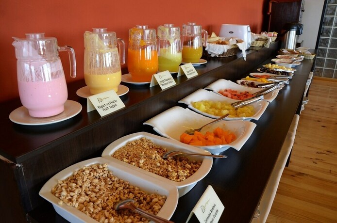 Imagen del bar/restaurante del Hotel Koyllur. Foto 4
