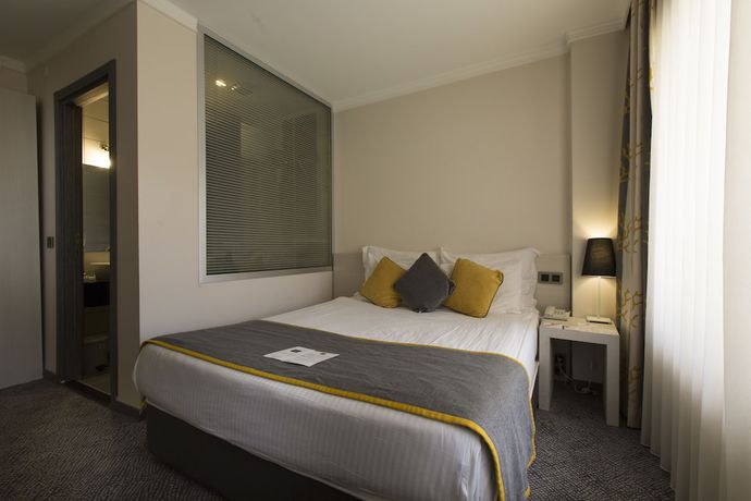 Imagen de la habitación del Hotel Koza Suite, &Ccedil;ankaya. Foto 9