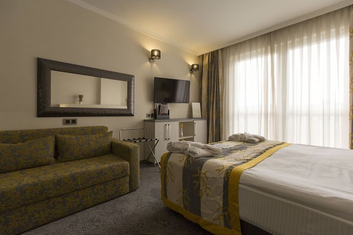 Imagen de la habitación del Hotel Koza Suite, &Ccedil;ankaya. Foto 11