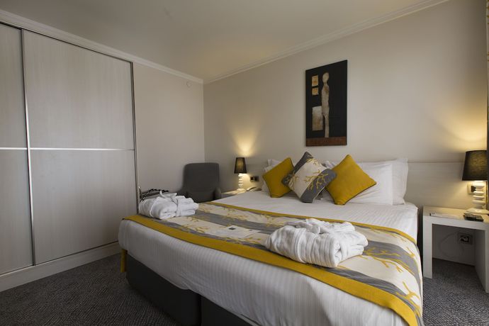 Imagen de la habitación del Hotel Koza Suite, &Ccedil;ankaya. Foto 17